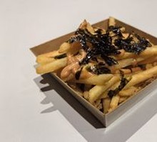 Conquer the Universe Cheese Fries