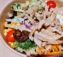 Grilled Chicken Breast Salad Bowl
