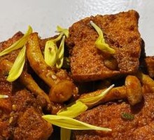 Braised Tofu in Soy Sauce