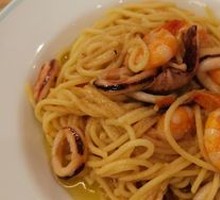 Garlic Seafood Noodles