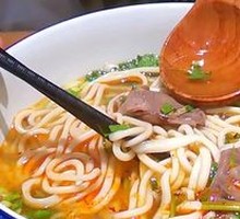 Sour Cabbage Beef Shank Lanzhou Noodles