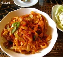 Beef Noodles with Tomato Sauce