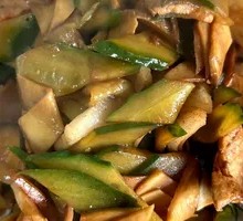 Cucumber and Pork Slices