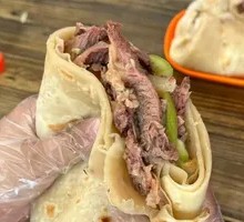 Braised Donkey Meat Wrapped in Flatbread