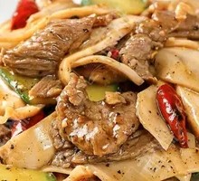 Black Pepper Beef with King Oyster Mushroom