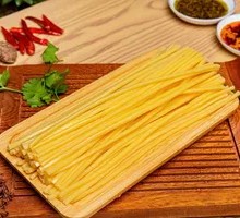 Yellow Beef Tendon Noodles