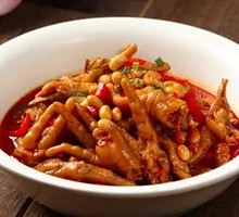 Stewed Chicken Feet with Soybeans