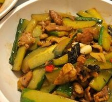 Basil Cucumber Stir-Fry with Pork