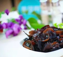 Grilled Fish with Wood Ear Mushrooms