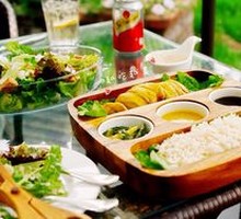 Hainanese Chicken Rice