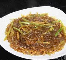 Stir-fried celery with vermicelli