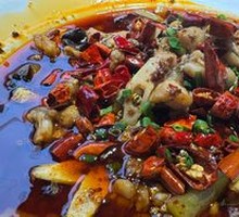 Spicy Frog Legs with Kung Fu Style