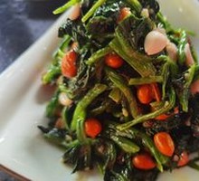 Pine Nut Spinach