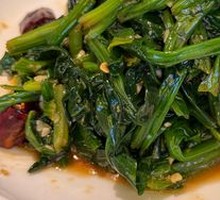 Pine Nut Spinach