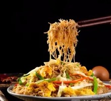 Ham and Egg Fried Rice Noodles