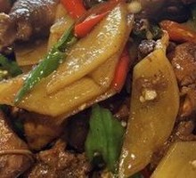 Yimeng Mountain Stir-Fried Chicken