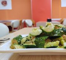 Crisp Cucumber Salad