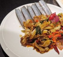 Spicy Stir-Fried Clams