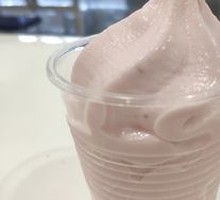 Strawberry Yogurt Ice Cream