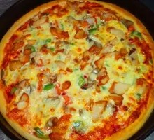 South American Smoked Chicken Pizza