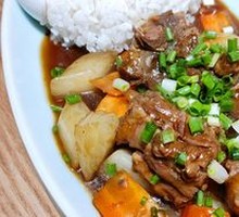 Fragrant Beef Tail Rice Bowl