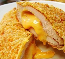 Cheesy Chicken Cutlet with Molten Cheese