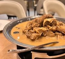 Slow-Cooked Angus Brisket