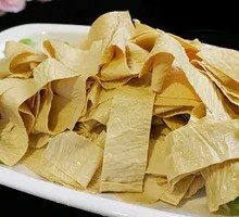 Oil-soaked tofu skin