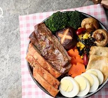 Chicken and Beef Mixed Grain Bowl