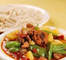 Big Plate Chicken with Knife-Sliced Noodles