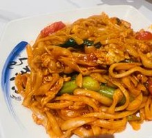 Tomato and Egg Fried Noodles