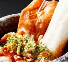 Spicy Crispy Rice Cake