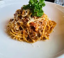 Classic Italian Meat Sauce Pasta