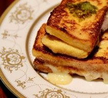 Phoenix French Toast Sandwich