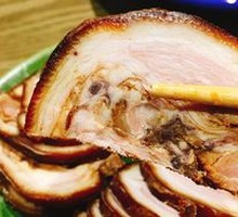 Braised Pork Elbow in Old Soup