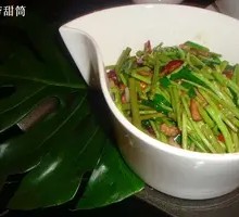 Stir-fried Water Bamboo with Preserved Pork