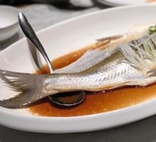 Steamed White Fish with Tradition