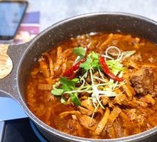 Kimchi Beef Tendon Hot Pot