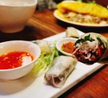 Vietnamese Shrimp Spring Rolls