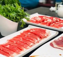 Hand-Cut Lamb Top Blade