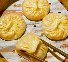 Pure Crab Roe Soup Dumplings