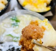 Pan-fried Dumplings with Egg Burst