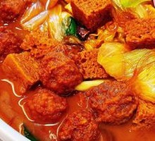 Braised Tofu with Napa Cabbage and Meatballs