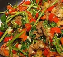 Stir-Fried Beef with Yellow Onion