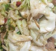 Spicy Stir-Fried Cabbage