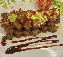 Black Pepper Golden Garlic Pan-Fried Wagyu