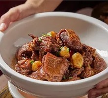 Braised麻Duck in Brown Sauce