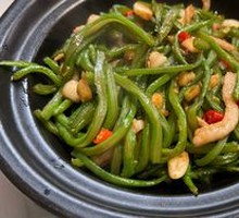 Braised Tofu Noodles in Clay Pot