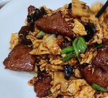 Sour Stir-Fried Egg with Wood Ear Mushrooms