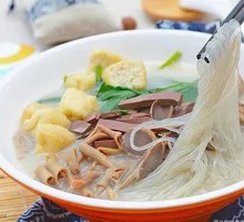 Duck Blood and Vermicelli Soup